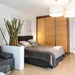 Avangard Lux - Przy Promenadzie Apartment *